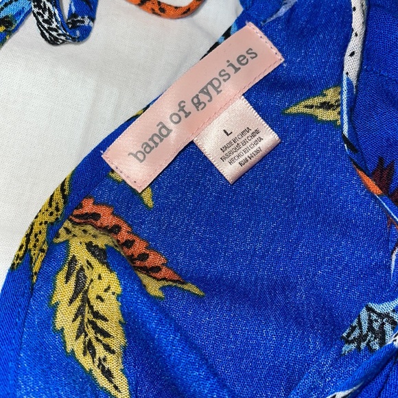 Band of Gipsies Tie Front Dress - Picture 5 of 5